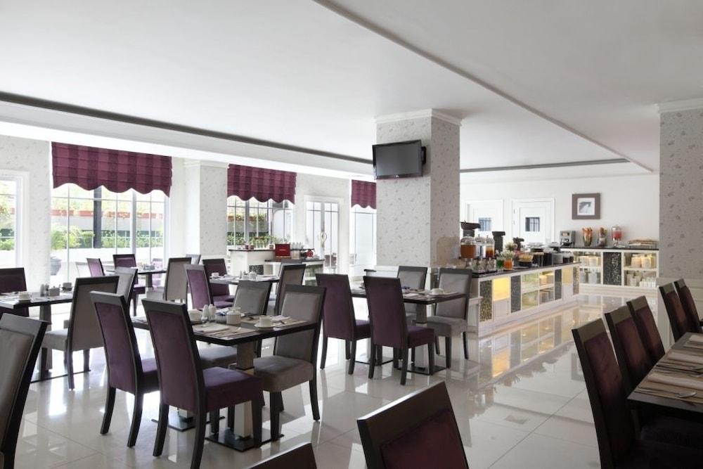 Hotel Dafam Semarang Dış mekan fotoğraf